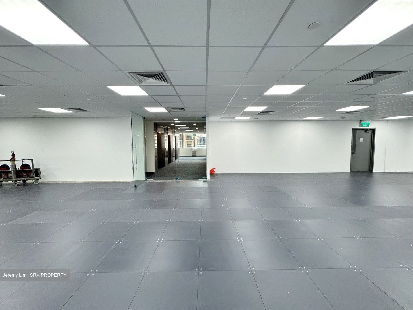 Odeon Towers (D7), Office #437340281